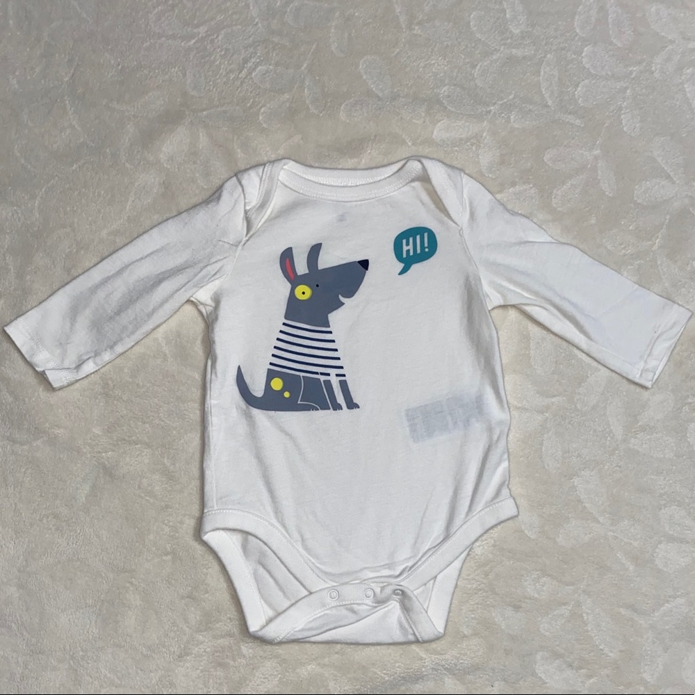 Gap baby boy body suit 3-6M pre-owned